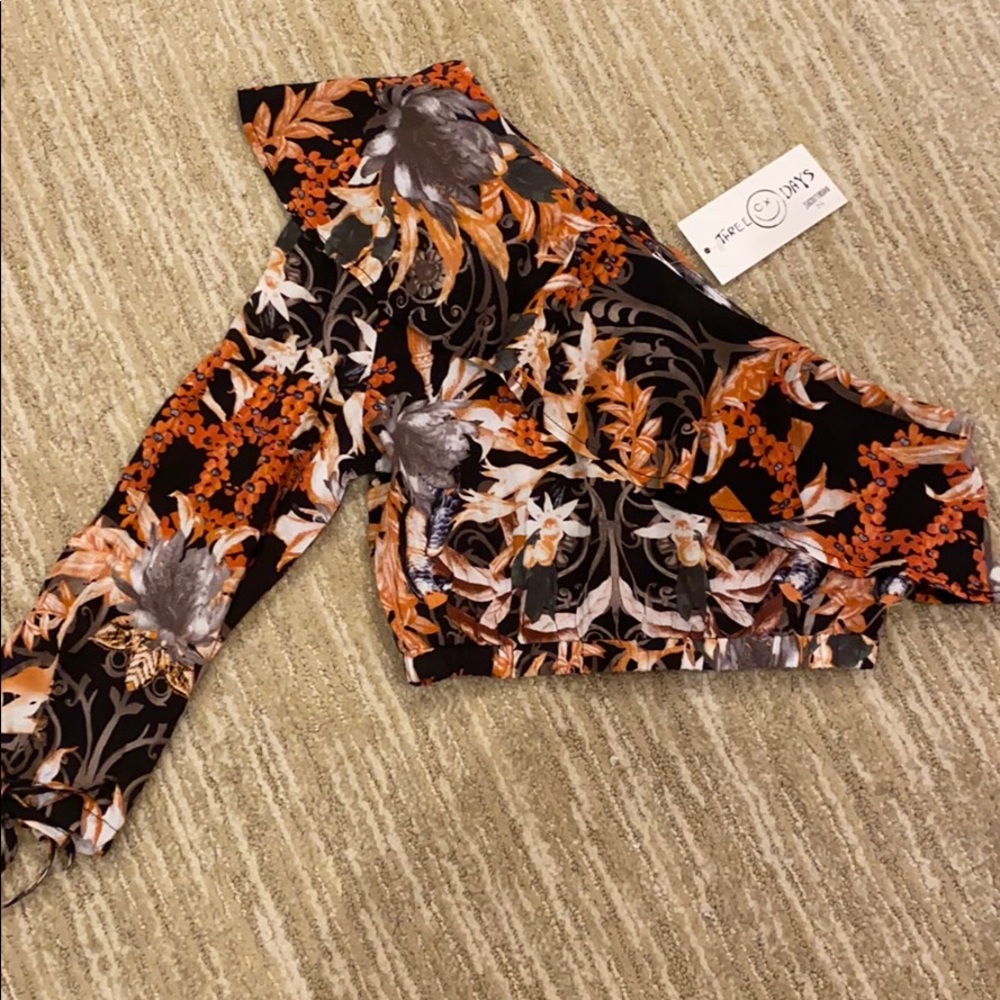 One shoulder cropped women’s fancy blouse